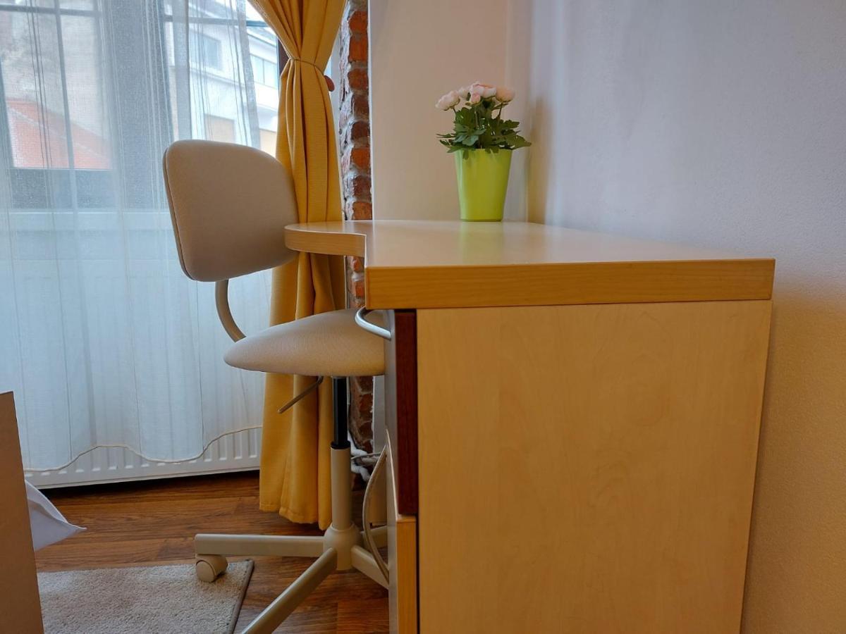 Old Town Story House Apartment *