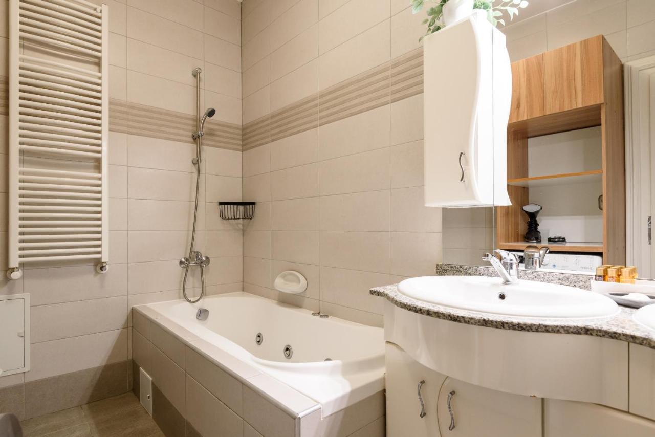 Old Town Story House Apartment