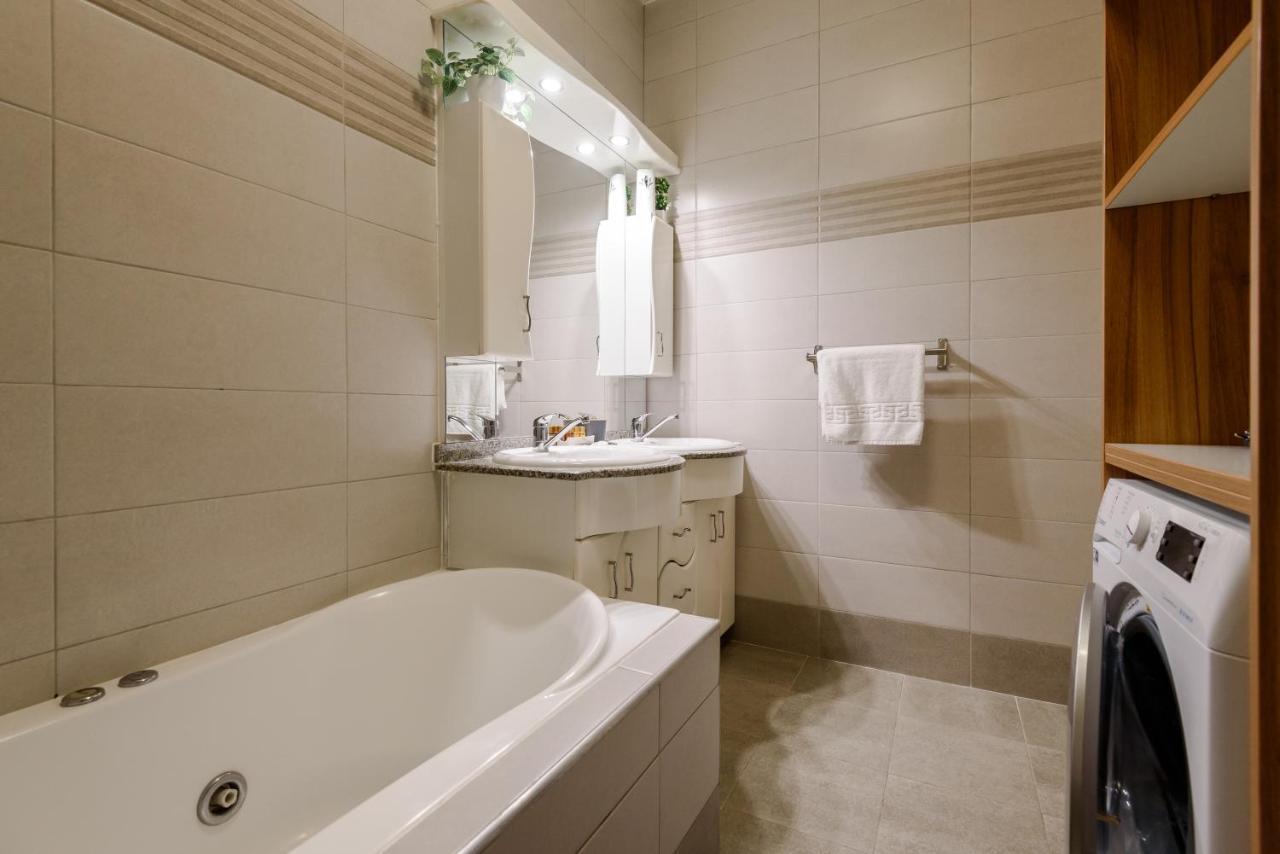 Old Town Story House Apartment *